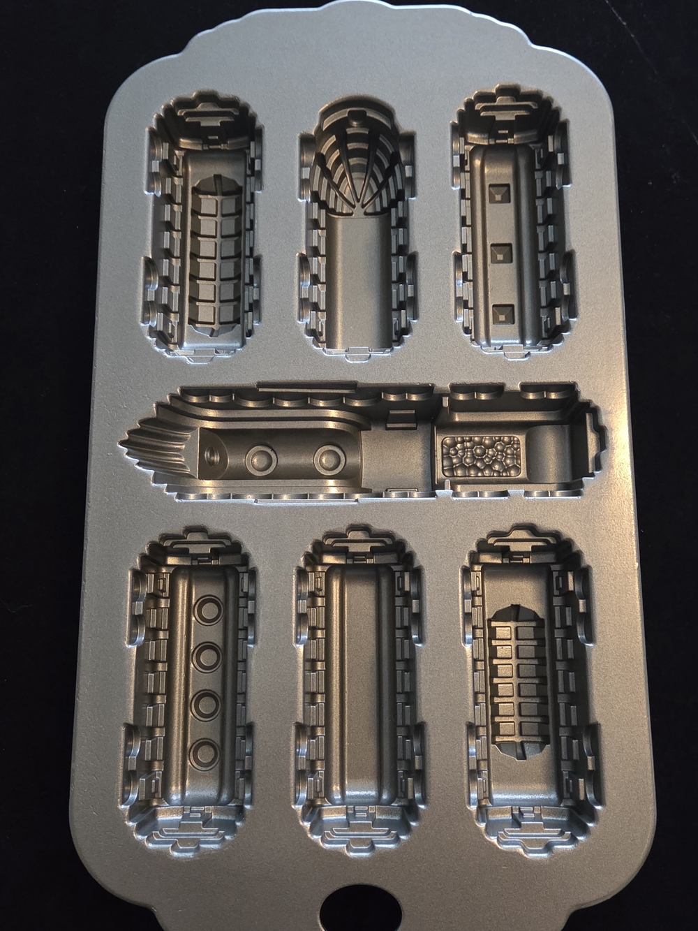 Nordic Ware Nordic Express Cake Pan - Picture 7 of 11